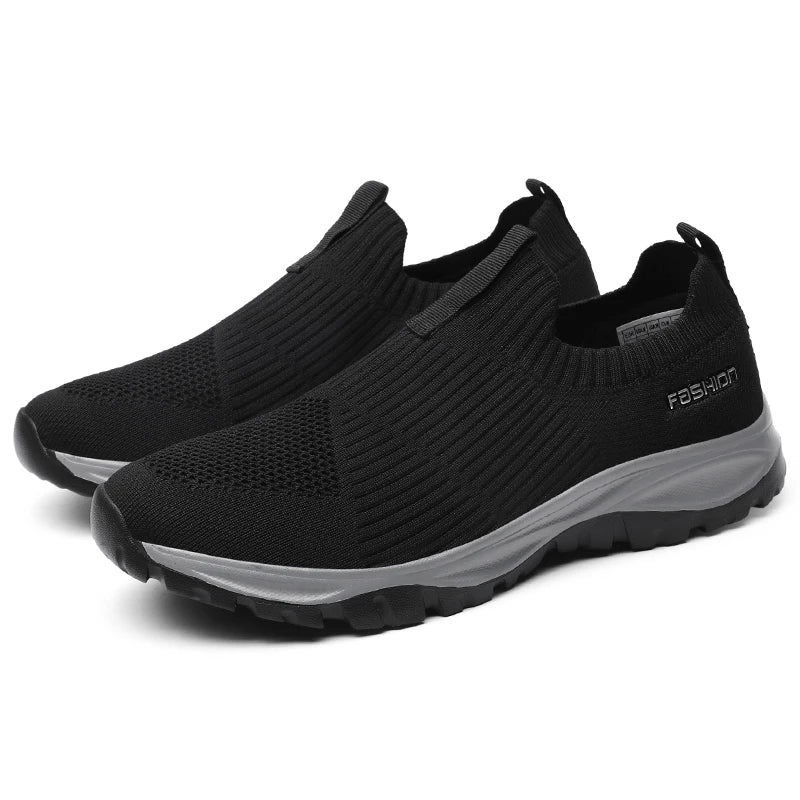 ODM OEM Customized Brand Women Fly Knit Shoes Couple Sneakers Shoes Versatile Lightweight slip on Sports Shoes Men