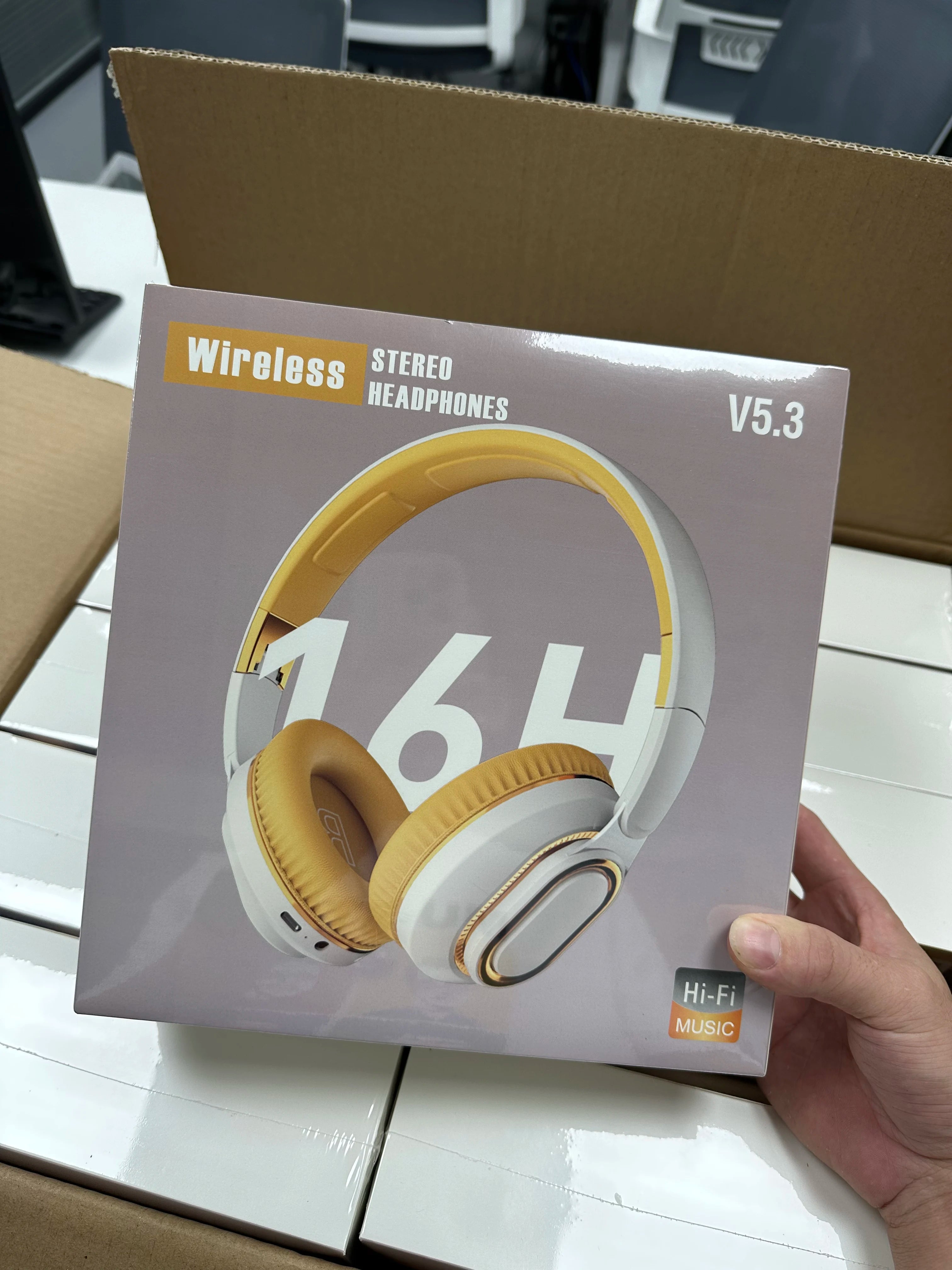 Wholesale Noise Cancelling 17 for Wireless Over-ear ANC  Headphones Packaging With TYPE-C