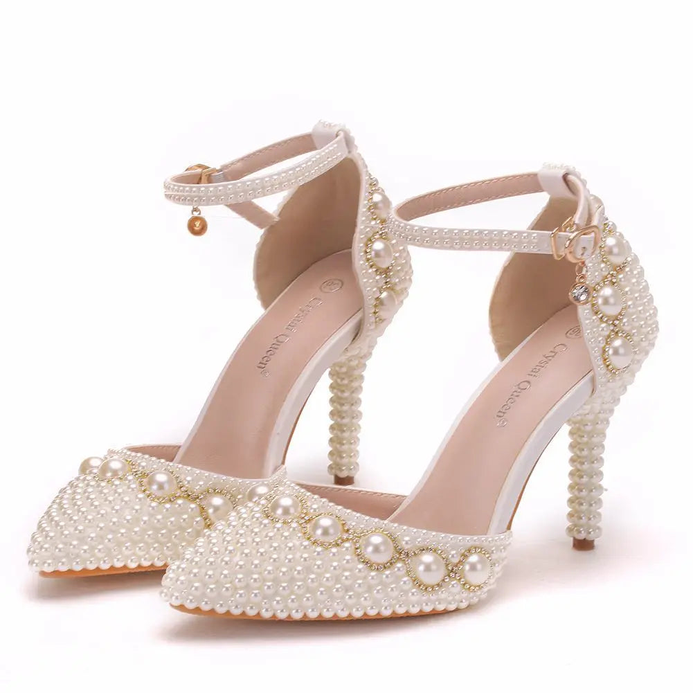 BS017  9 cm 7 cm Large Size High Heel Sandals Beaded Chain Wrist Strap Rhinestone Sandals White Pearl Wedding Shoes