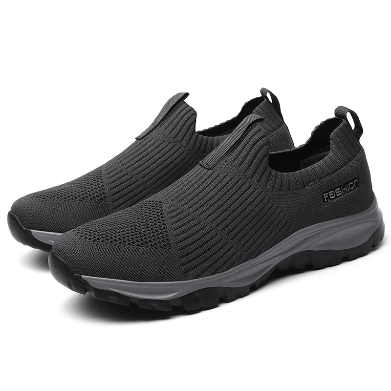 ODM OEM Customized Brand Women Fly Knit Shoes Couple Sneakers Shoes Versatile Lightweight slip on Sports Shoes Men