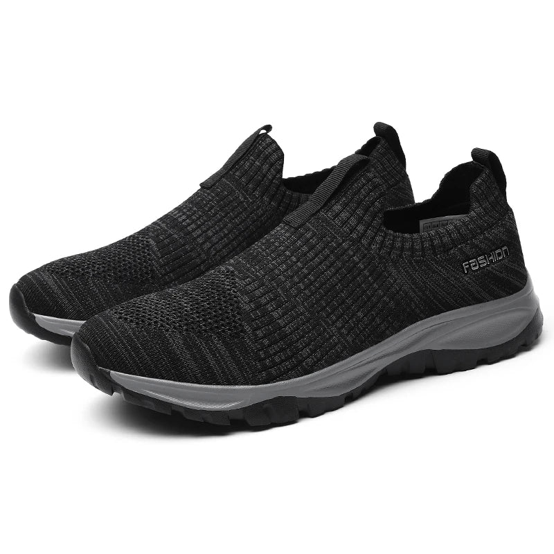 ODM OEM Customized Brand Women Fly Knit Shoes Couple Sneakers Shoes Versatile Lightweight slip on Sports Shoes Men